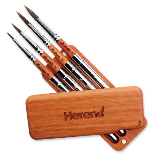 HEREND ESTUCHE DE MADERA + 4 PINCELES DE VIAJE PETIT GRIS SERIE 521